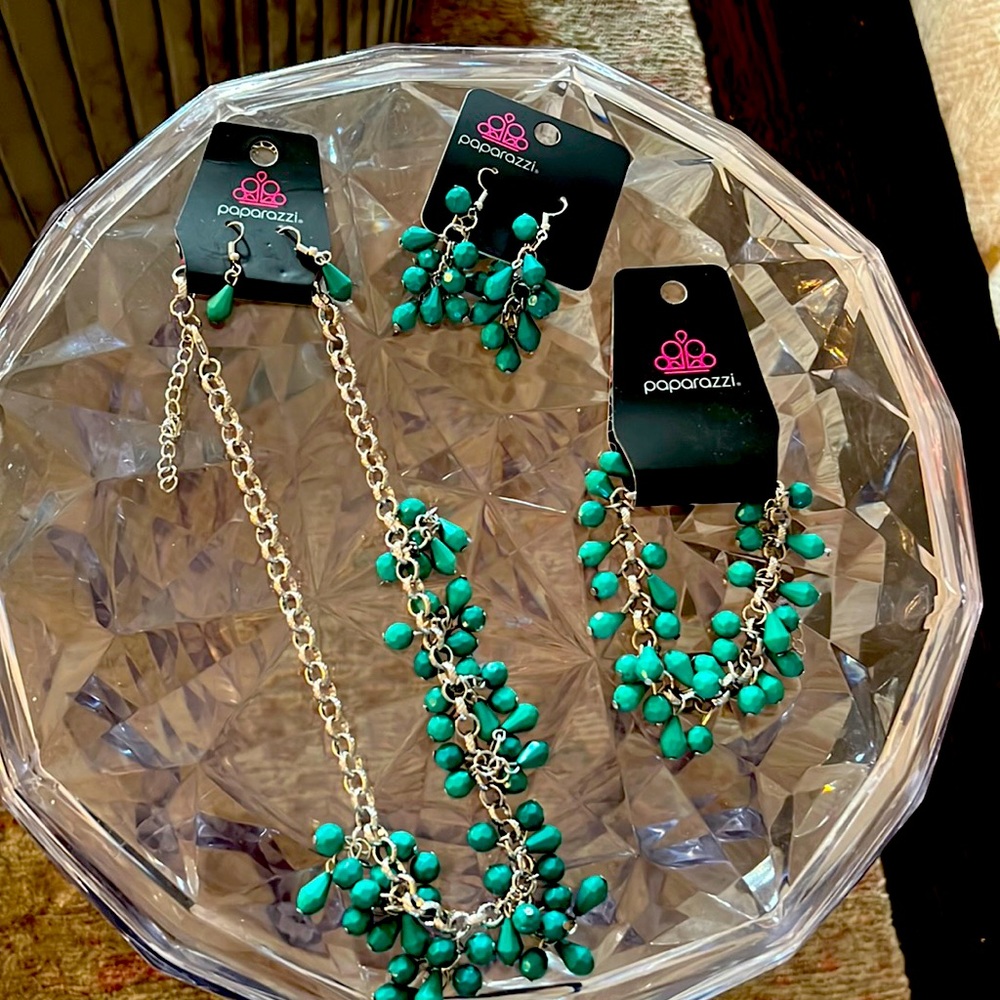 Paparazzi jewelry- green/turquoise necklace, 2 earrings, 1 bracelet